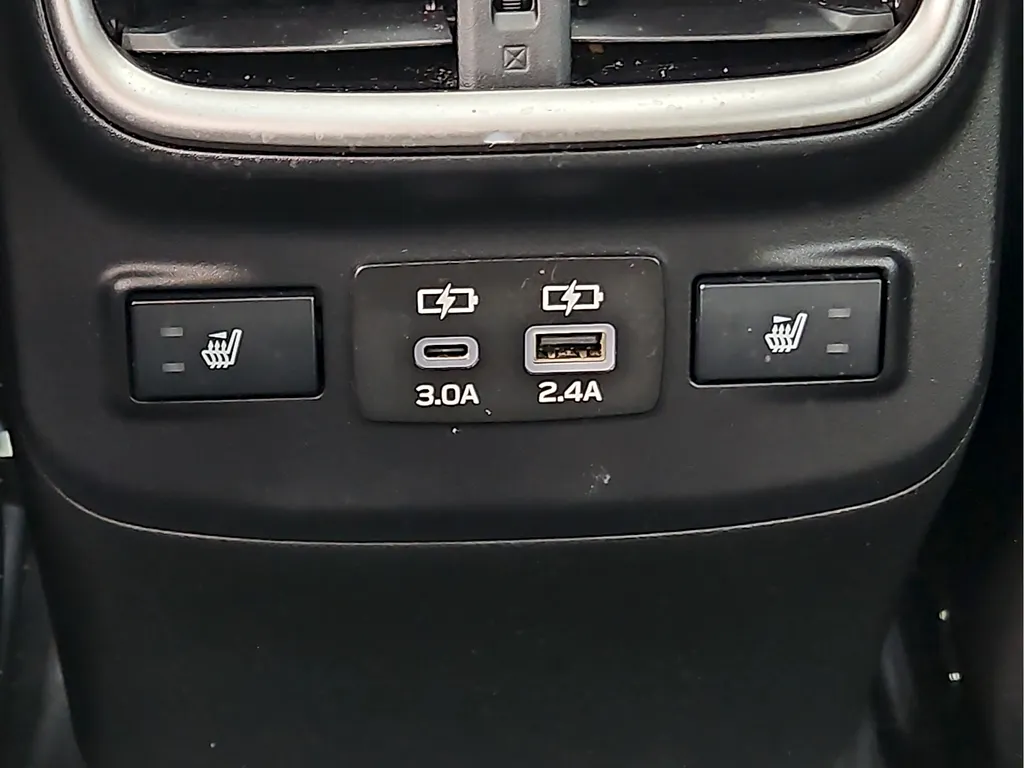 Subaru Outback photo 14