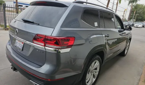 Another view of 2023 Volkswagen Atlas 3.6L V6 SE w/Technology for sale in El Paso, TX at RightDrive - 6930 Alameda