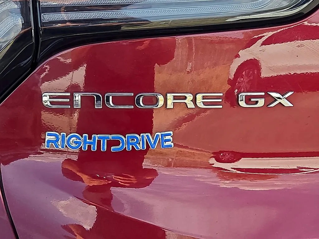 Buick Encore GX photo 12