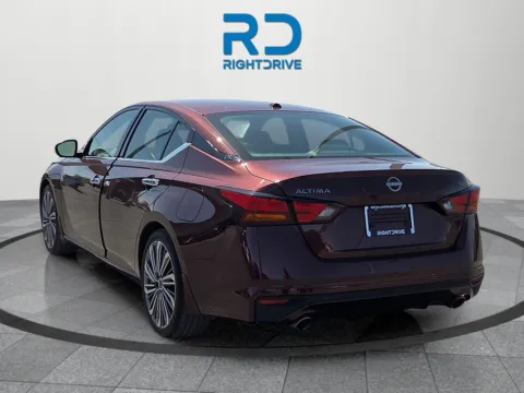 More photos of 2024 Nissan Altima 2.5 SL at RightDrive - 6930 Alameda, TX