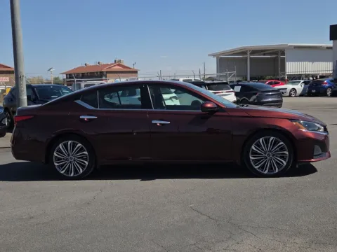 Photos of 2024 Nissan Altima 2.5 SL for sale in El Paso, TX at RightDrive - 6930 Alameda