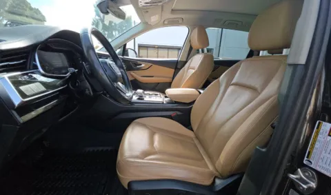 More photos of 2023 Audi Q7 55 Premium at RightDrive - 6930 Alameda, TX