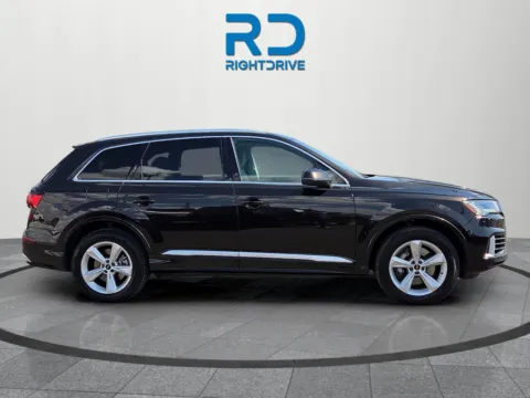 Photos of 2023 Audi Q7 55 Premium for sale in El Paso, TX at RightDrive - 6930 Alameda