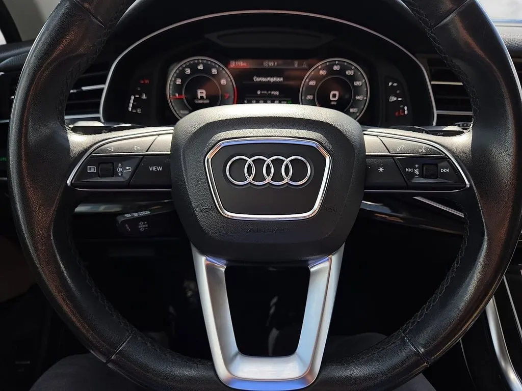 Audi Q7 photo 24
