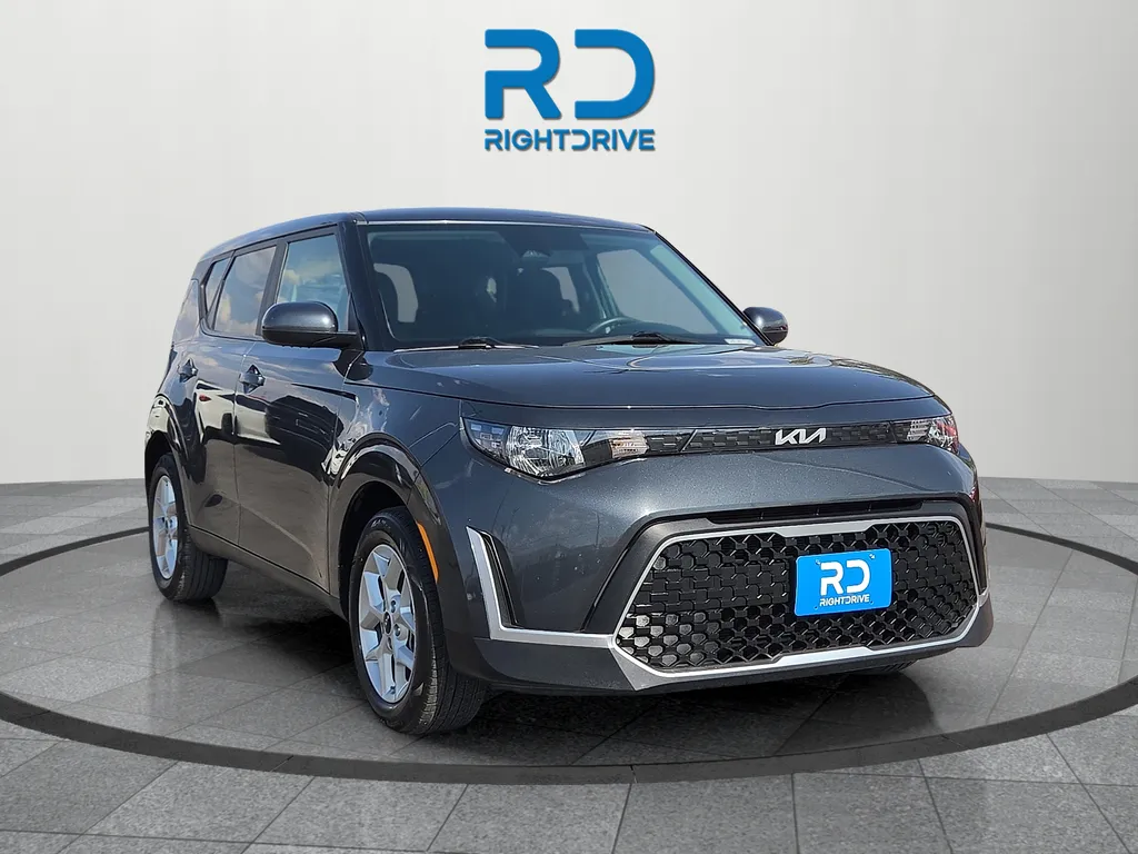 Gray 2024 Kia Soul LX for sale in El Paso, TX