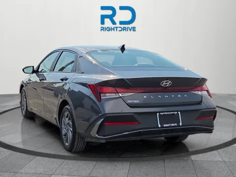 More photos of 2024 Hyundai Elantra SEL at RightDrive - 6930 Alameda, TX