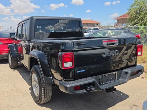 More photos of 2023 Jeep Gladiator Sport S at RightDrive - 6930 Alameda, TX