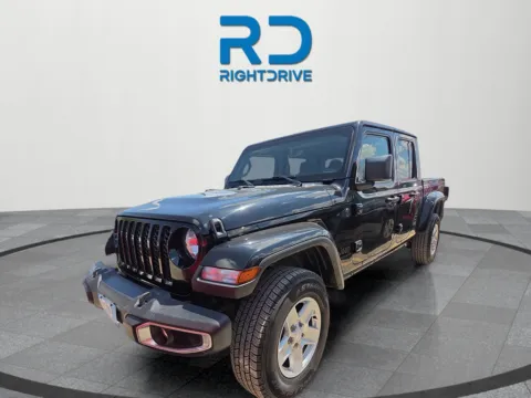 More photos of 2023 Jeep Gladiator Sport S at RightDrive - 6930 Alameda, TX