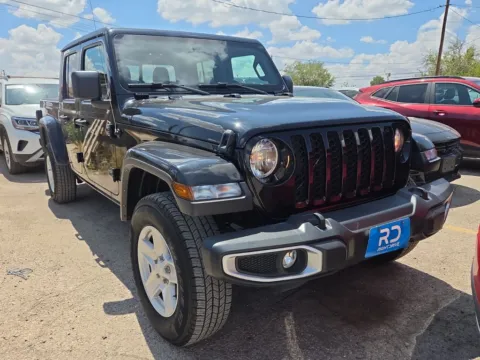 Black 2023 Jeep Gladiator Sport S for sale in El Paso, TX