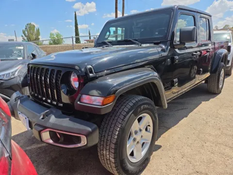 More photos of 2023 Jeep Gladiator Sport S at RightDrive - 6930 Alameda, TX