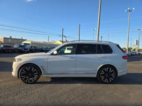 More photos of 2019 BMW X7 xDrive40i at RightDrive - 6930 Alameda, TX