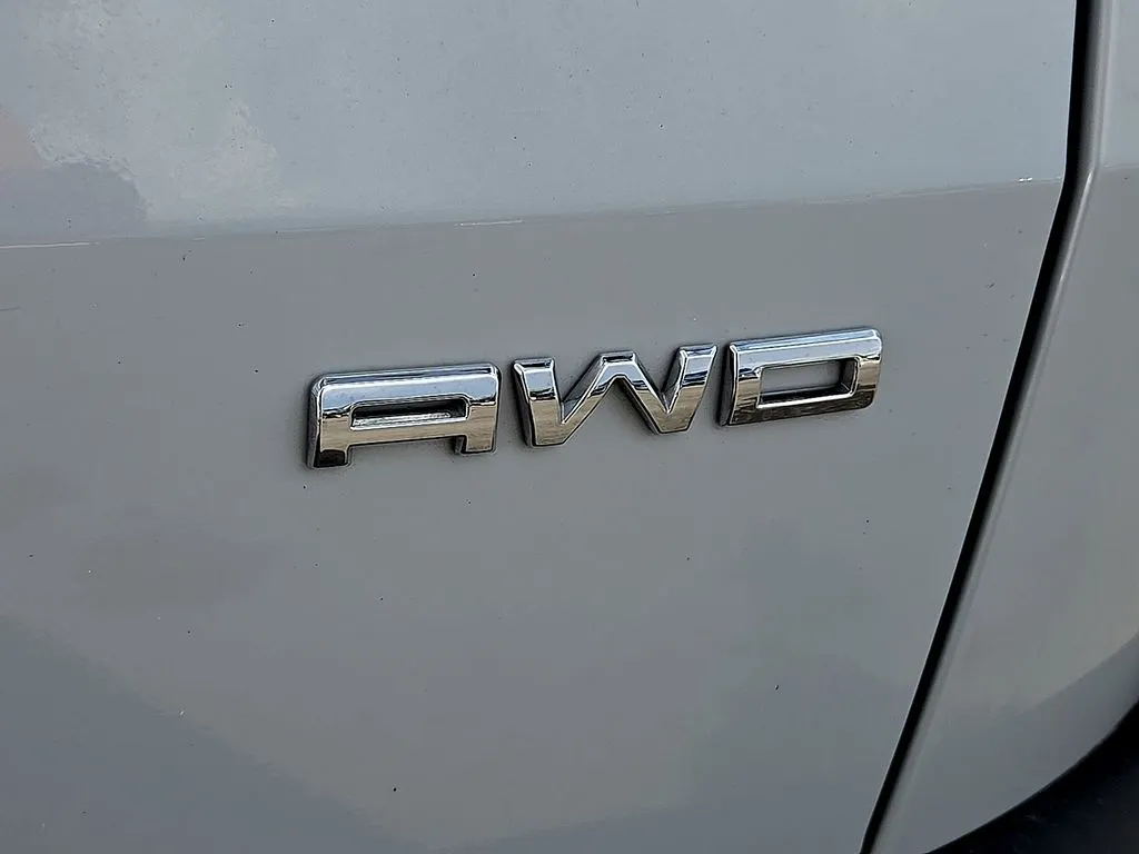 Ford Escape photo 12