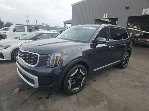 Photos of 2025 Kia Telluride S for sale in El Paso, TX at RightDrive - 6930 Alameda