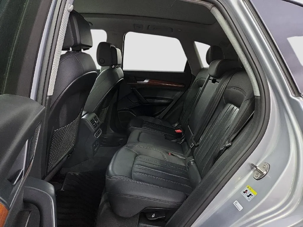 Audi Q5 photo 14