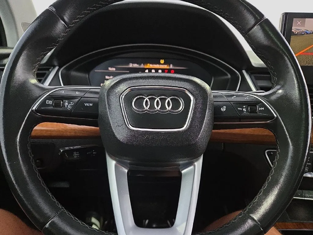 Audi Q5 photo 24