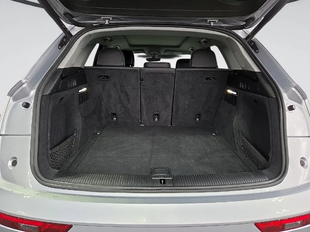 Audi Q5 photo 13