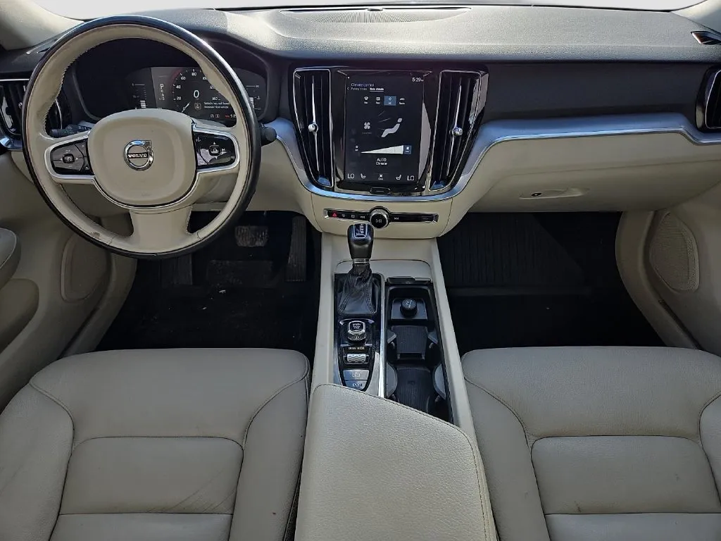 Volvo S60 photo 13