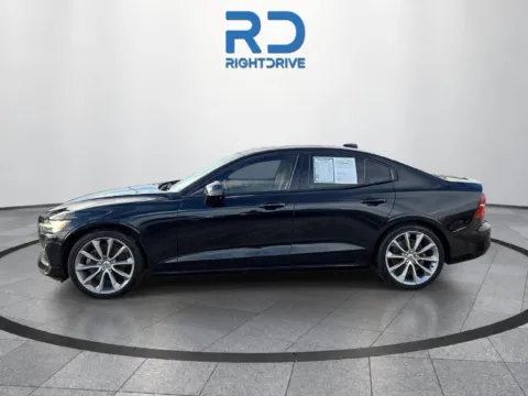 More photos of 2019 Volvo S60 T5 Momentum at RightDrive - 6930 Alameda, TX