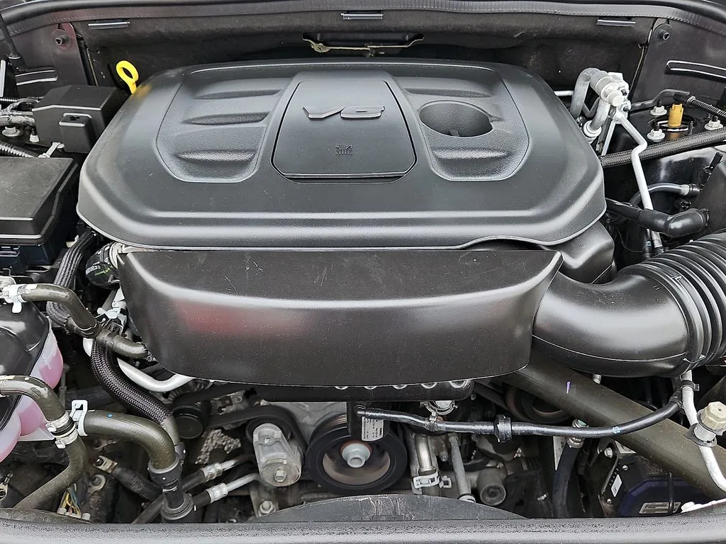 Jeep Grand Cherokee photo 9