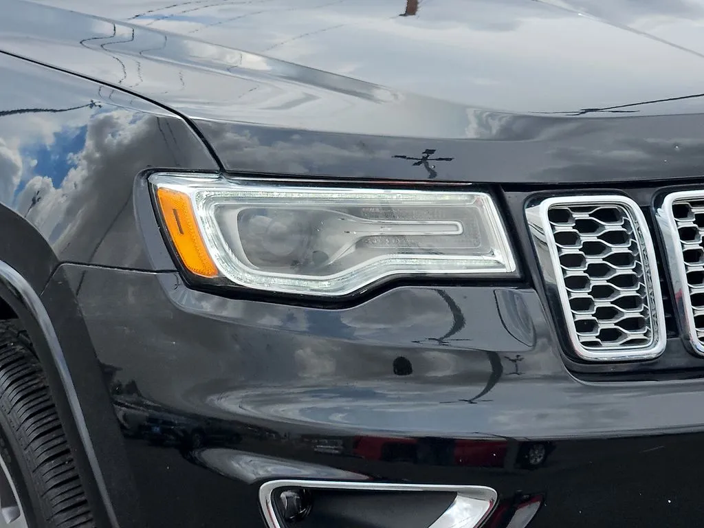 Jeep Grand Cherokee photo 8