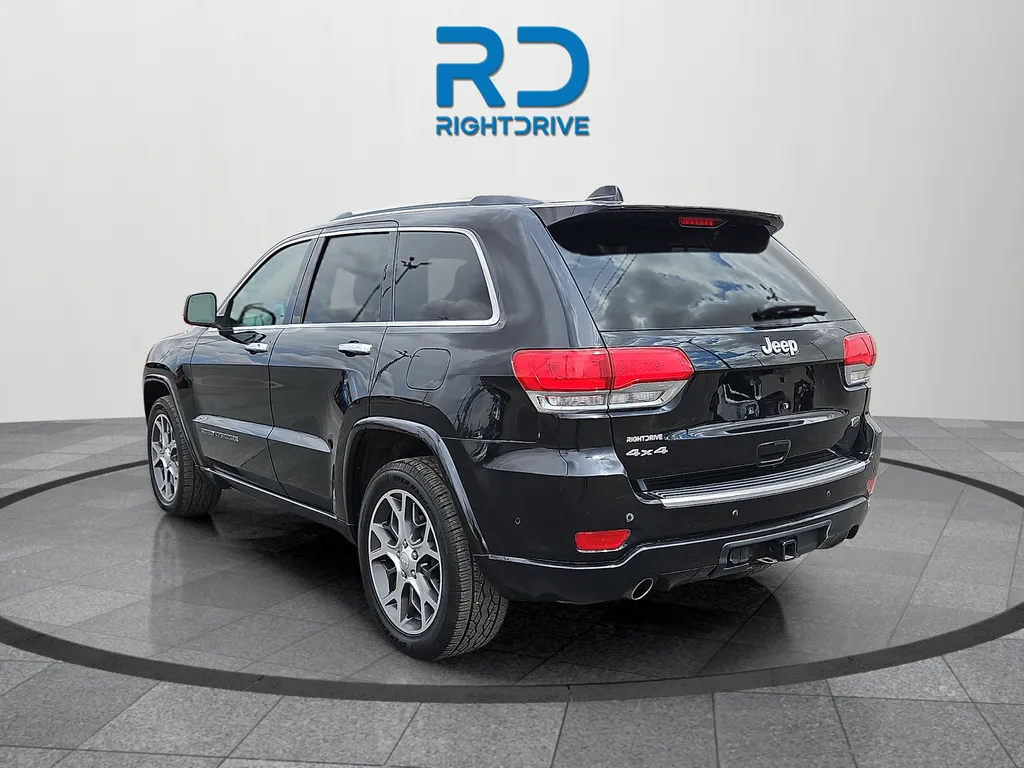 Jeep Grand Cherokee photo 4