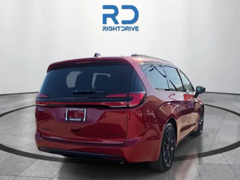 Another view of 2025 Chrysler Pacifica Limited for sale in El Paso, TX at RightDrive - 6930 Alameda
