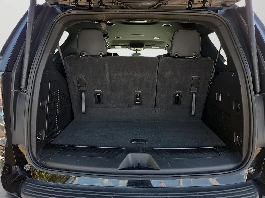 Chevrolet Tahoe photo 13