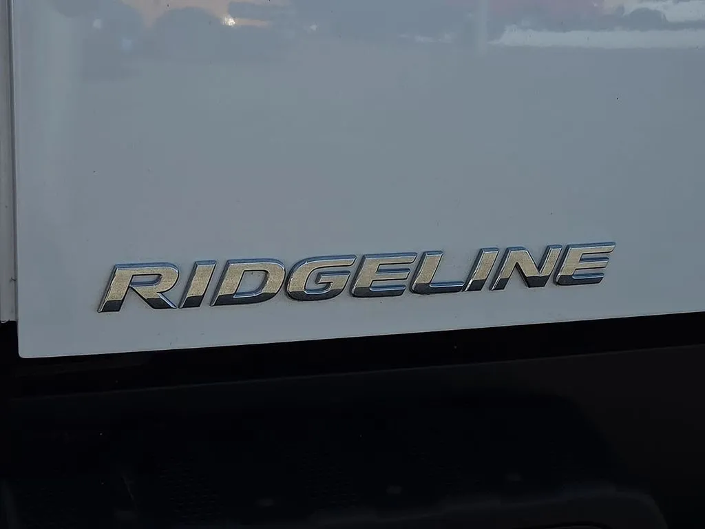 Honda Ridgeline photo 11