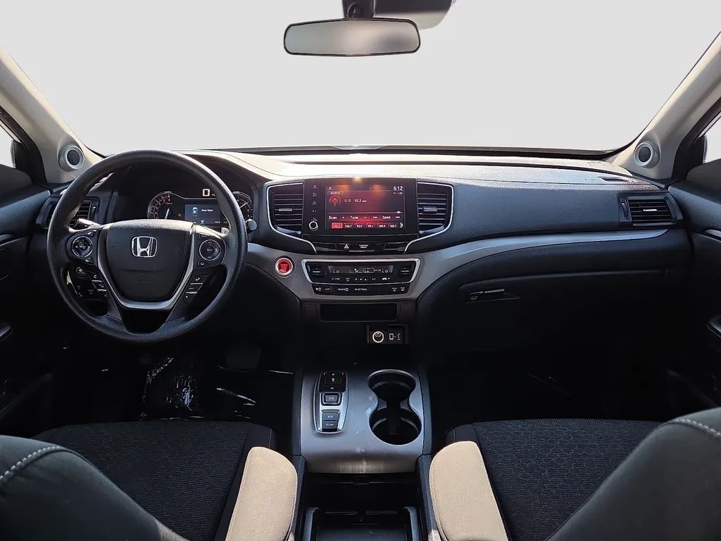 Honda Ridgeline photo 15