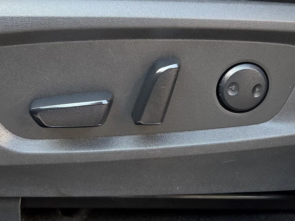 Nissan Pathfinder photo 18