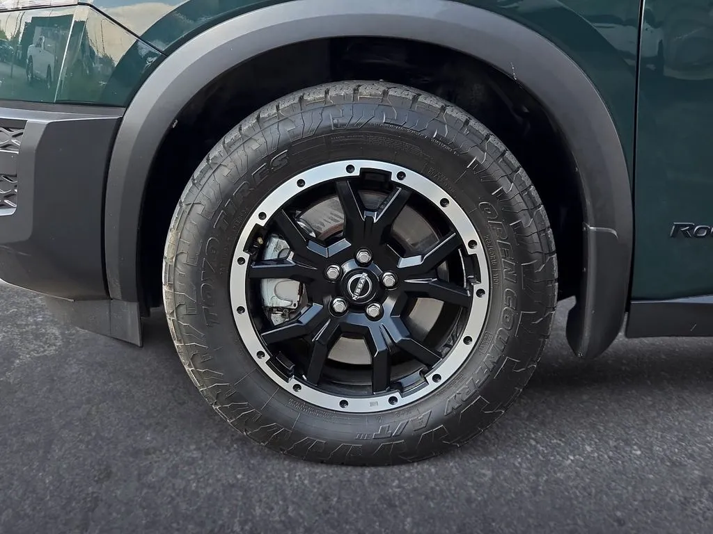 Nissan Pathfinder photo 9