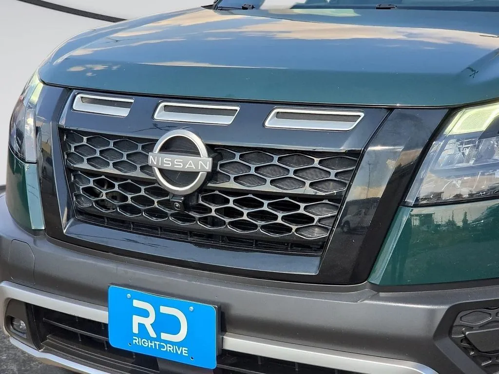 Nissan Pathfinder photo 7