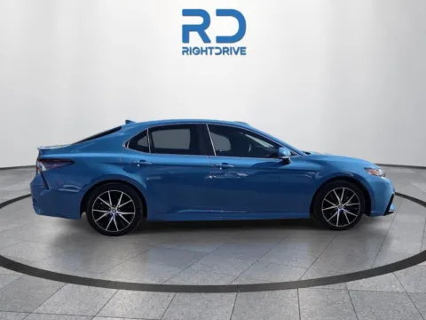 More photos of 2024 Toyota Camry SE at RightDrive - 6930 Alameda, TX