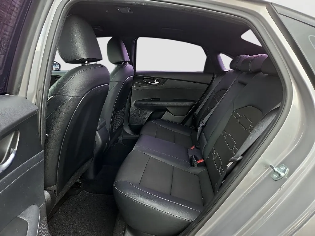 Kia Forte photo 14