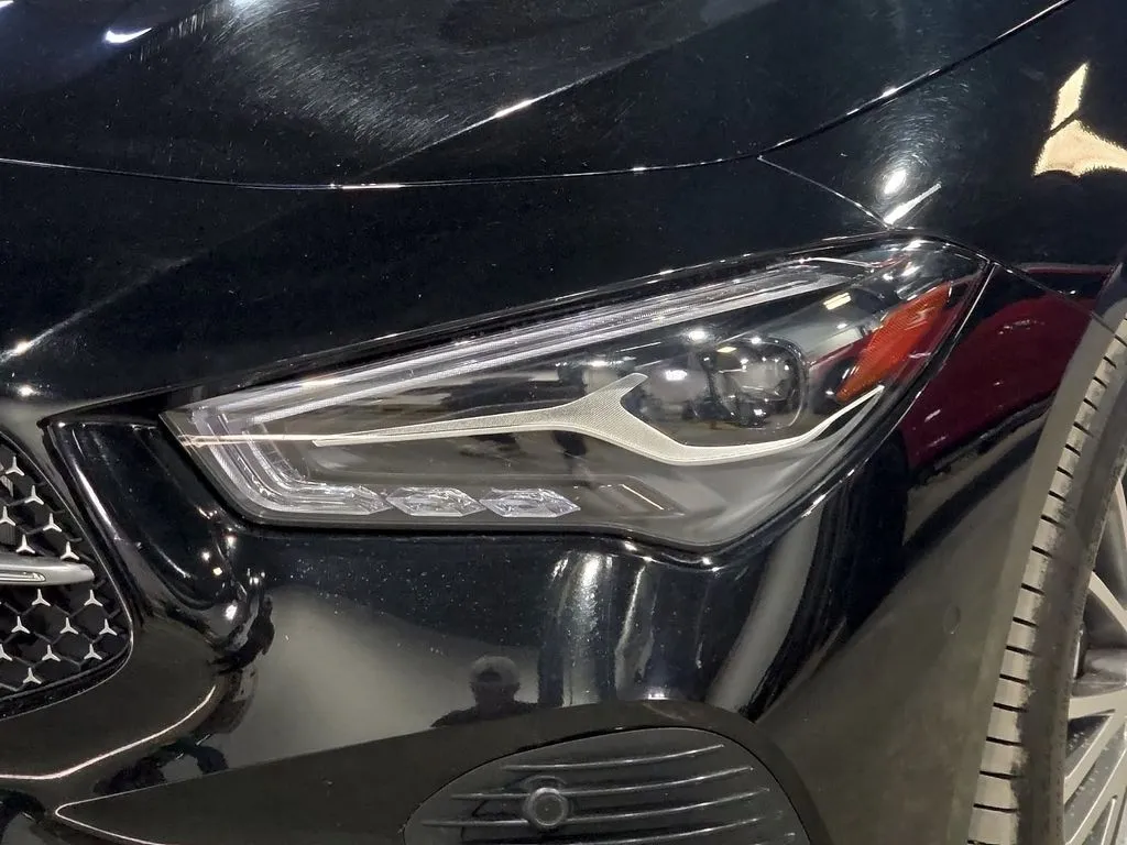 Mercedes-Benz CLA photo 8
