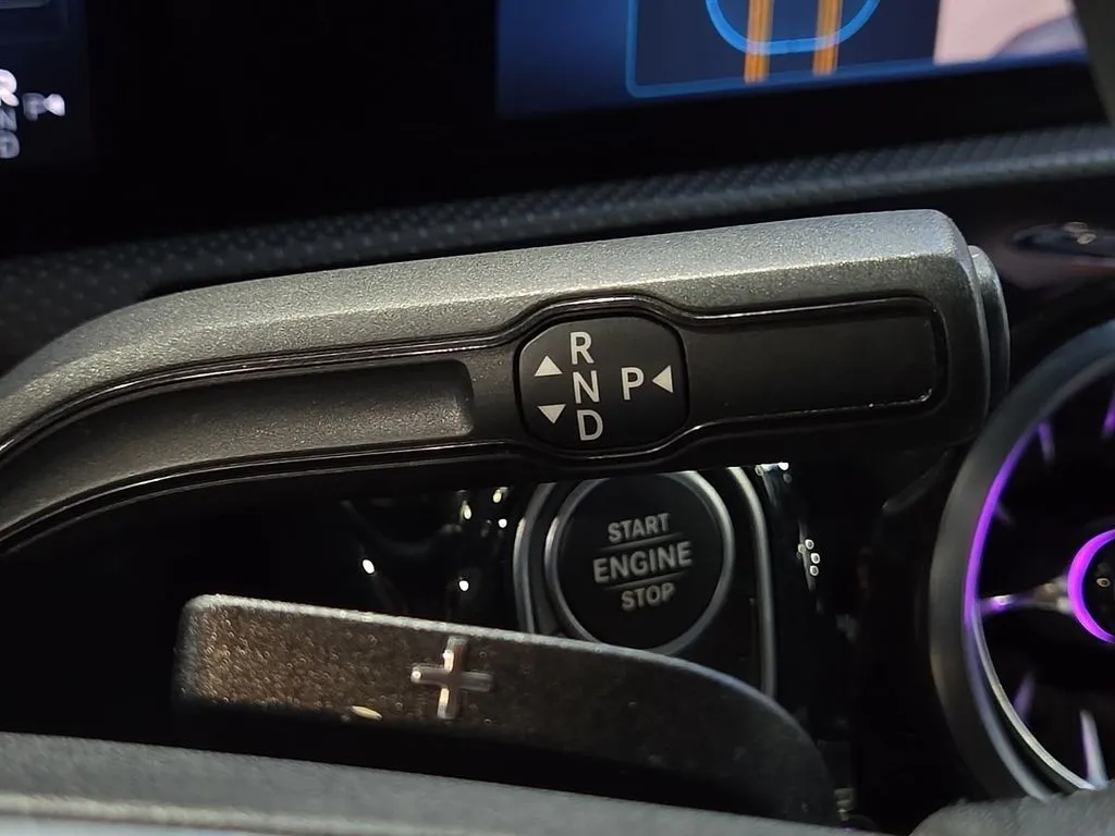 Mercedes-Benz CLA photo 25