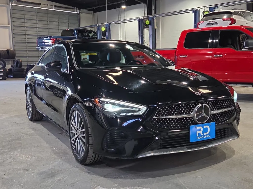 2025 Mercedes-Benz CLA 250