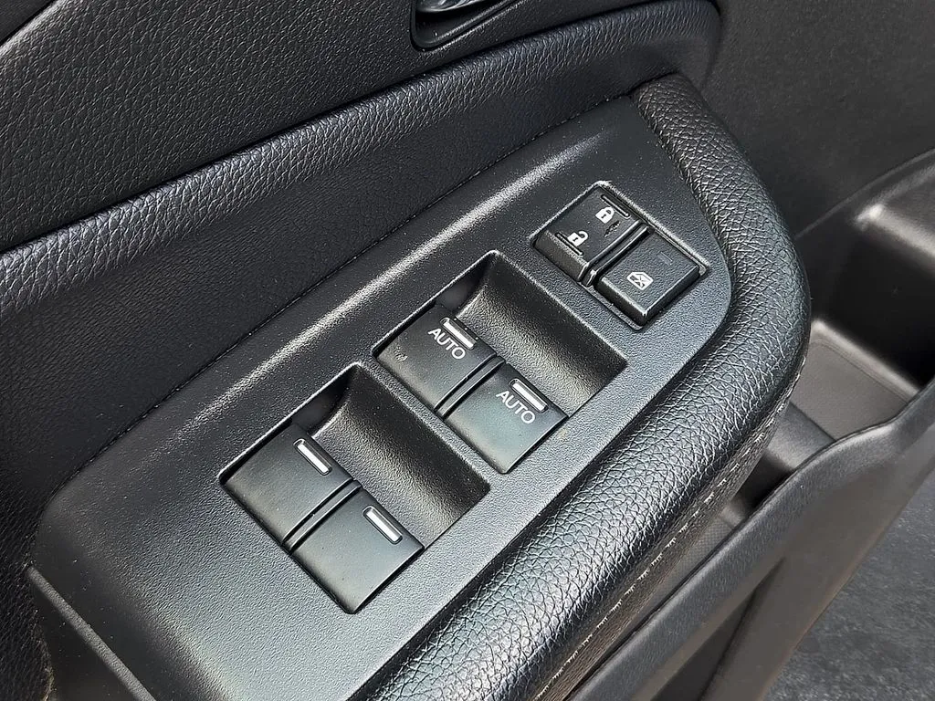 Honda Ridgeline photo 17
