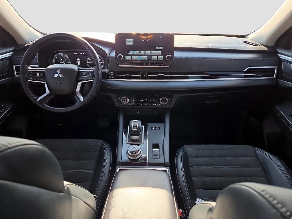 Mitsubishi Outlander photo 15