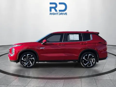 More photos of 2023 Mitsubishi Outlander PHEV SE at RightDrive - 6930 Alameda, TX