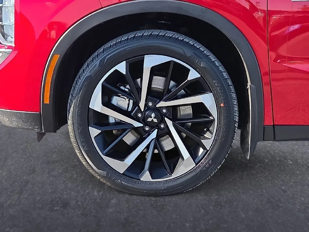 Mitsubishi Outlander photo 9
