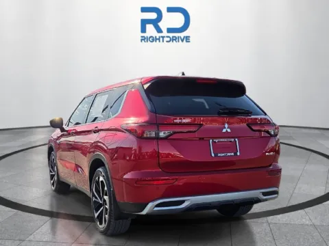 More photos of 2023 Mitsubishi Outlander PHEV SE at RightDrive - 6930 Alameda, TX