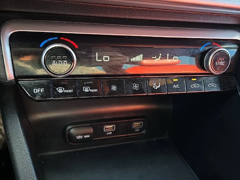 Kia K5 photo 21
