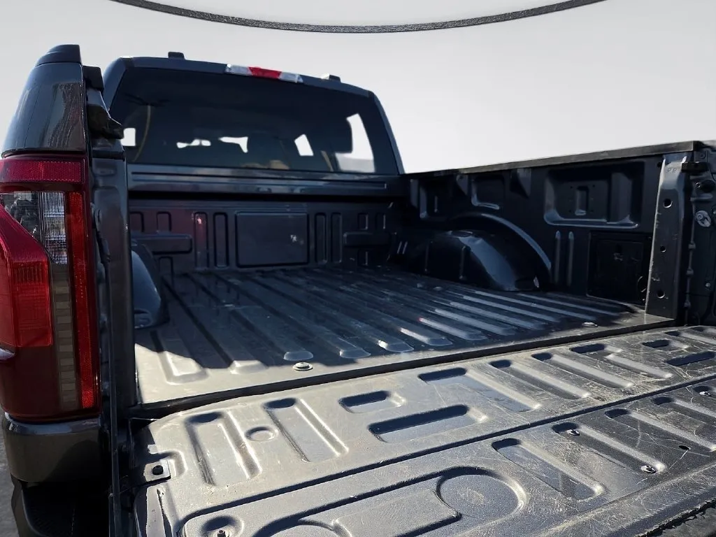 Ford F-150 photo 13