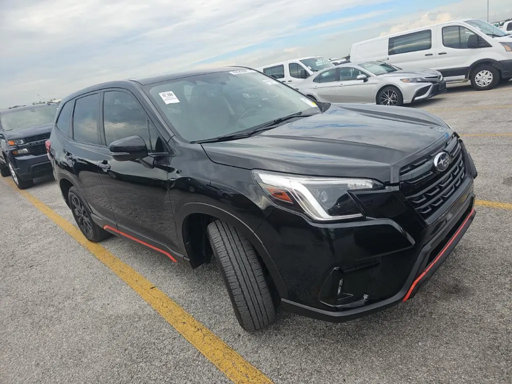 Subaru Forester photo 3