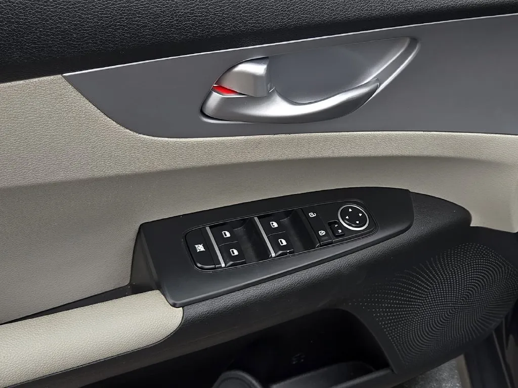 Kia Forte photo 16