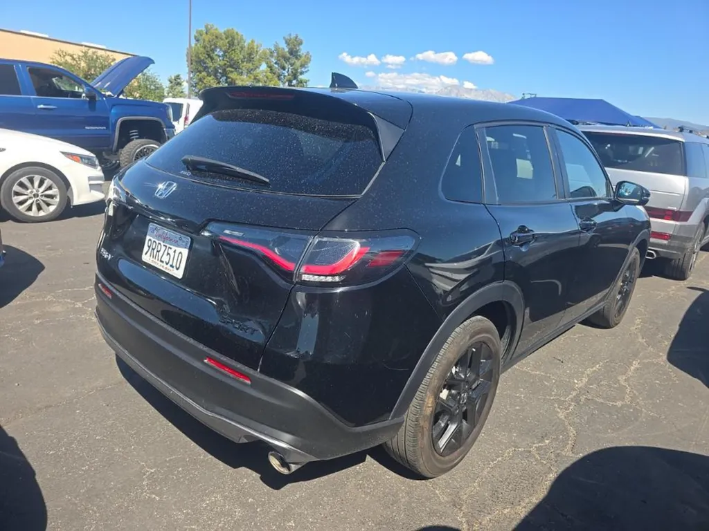 Honda HR-V photo 4