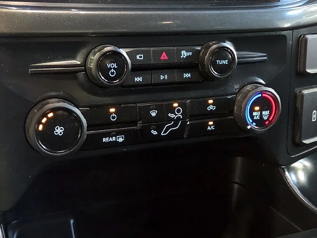 Ford F-150 photo 21