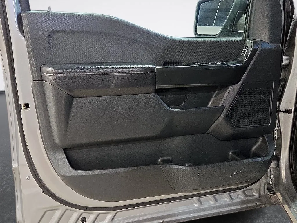 Ford F-150 photo 16