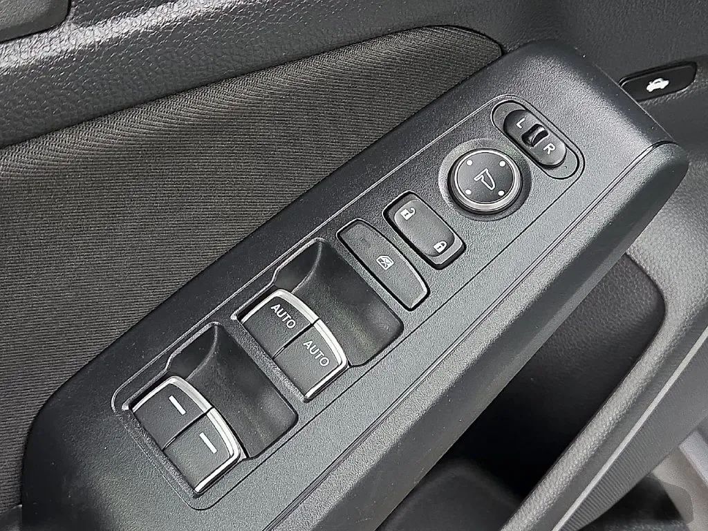 Honda Civic photo 17